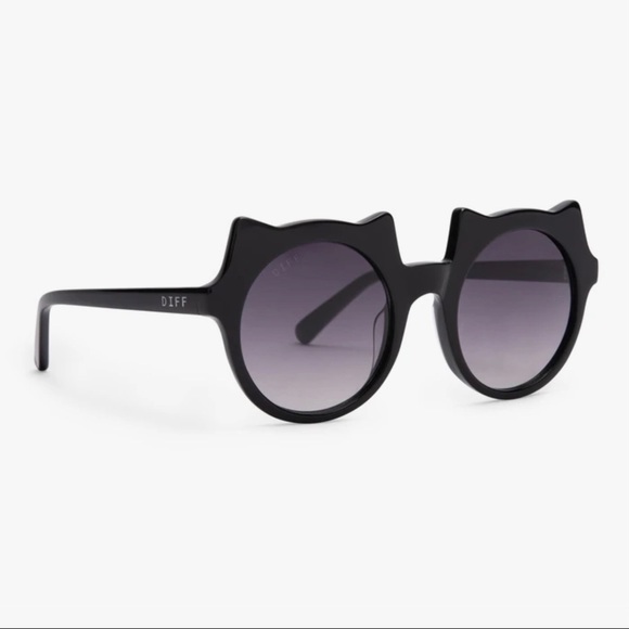 DIFF Lucky Cat Sunglasses Black Grey Gradient Lens - Picture 2 of 7